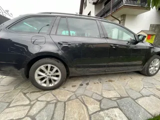 Škoda Octavia Combi 1.6 TDI DSG 2018 – fotografia 13