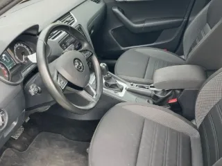 Škoda Octavia Combi 1.6 TDI DSG 2018 – fotografia 29