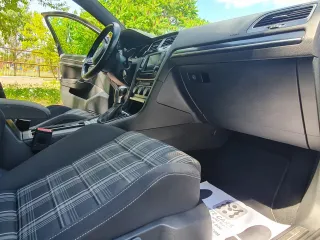 Volkswagen Golf 2.0 TDI DSG 2016 – fotografia 35