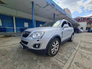 Opel Antara 2.2 Ecotec AWD 2011 – fotografia 2