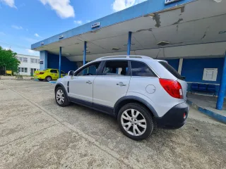 Opel Antara 2.2 Ecotec AWD 2011 – fotografia 6