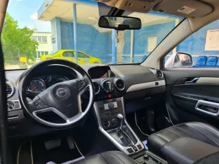 Opel Antara 2.2 Ecotec AWD 2011 – fotografia 12