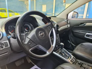 Opel Antara 2.2 Ecotec AWD 2011 – fotografia 13