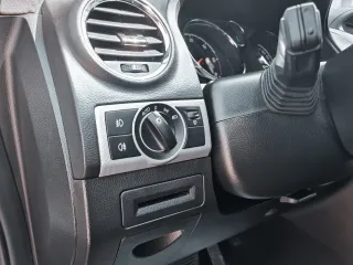 Opel Antara 2.2 Ecotec AWD 2011 – fotografia 17