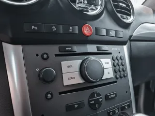 Opel Antara 2.2 Ecotec AWD 2011 – fotografia 26