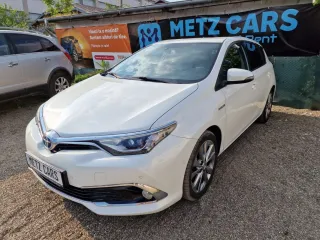 Toyota Auris 1.8 Vvt I Hybrid Automatik 2015 – fotografia 6