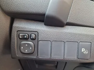 Toyota Auris 1.8 Vvt I Hybrid Automatik 2015 – fotografia 16