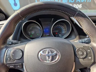Toyota Auris 1.8 Vvt I Hybrid Automatik 2015 – fotografia 18