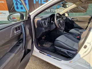 Toyota Auris 1.8 Vvt I Hybrid Automatik 2015 – fotografia 26