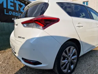 Toyota Auris 1.8 Vvt I Hybrid Automatik 2015 – fotografia 36