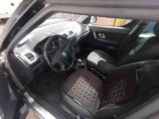 Škoda Roomster 1.2 12v Htp 2008 – fotografia 6
