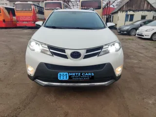 Toyota RAV 4 2.2 D 4d 2013 – fotografia 3