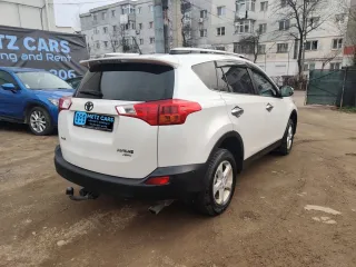 Toyota RAV 4 2.2 D 4d 2013 – fotografia 6