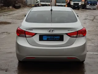 Hyundai Elantra 1.6 Mpi 2013 – fotografia 5