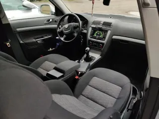 Škoda Octavia 1.6 TDI 2013 – fotografia 10
