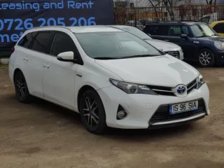 Toyota Auris 1.8 L Vvt I Ts Hybrid 2015 – fotografia 1