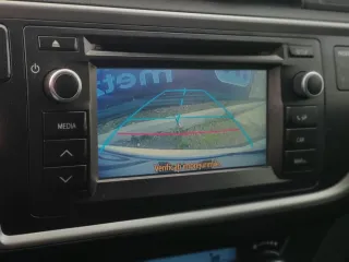 Toyota Auris 1.8 L Vvt I Ts Hybrid 2015 – fotografia 13