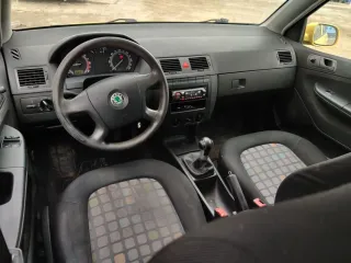 Škoda Fabia 1.4 TDI 2006 – fotografia 8