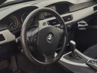 BMW Seria 3 320d Cabriolet 2010 – fotografia 12