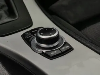 BMW Seria 3 320d Cabriolet 2010 – fotografia 18
