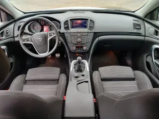 Opel Insignia 2.0 CDTI Cosmo 2011 – fotografia 8