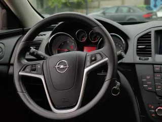 Opel Insignia 2.0 CDTI Cosmo 2011 – fotografia 9