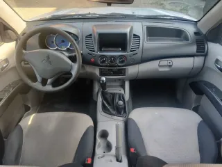 Mitsubishi L200 2007 – fotografia 7