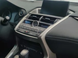 Lexus Seria NX 2015 – fotografia 9