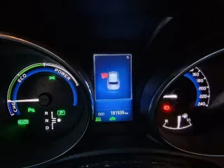 Toyota Auris 1.8 Vvt I Hybrid Automatik Comfort 2015 – fotografia 10