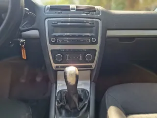 Škoda Octavia 1 9tdi Trend 2009 – fotografia 10
