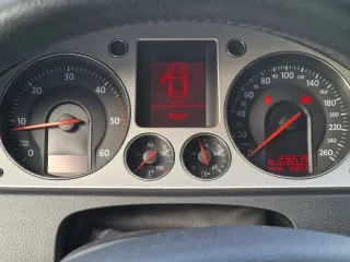 Volkswagen Passat Variant 2.0 TDI Comfortline DPF 4MOTION 2008 – fotografia 10