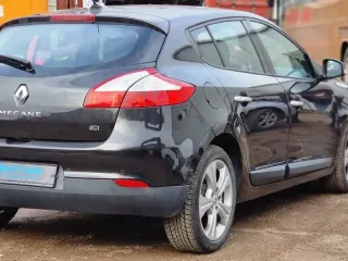 Renault Megane 1.5 DCI Sport Edition Edc 2010 – fotografia 5