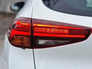Hyundai Tucson 1.6 Gdi 2wd 6mt Style 2019 – fotografia 8