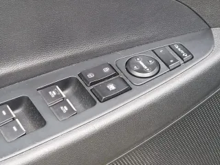 Hyundai Tucson 1.6 Gdi 2wd 6mt Style 2019 – fotografia 14