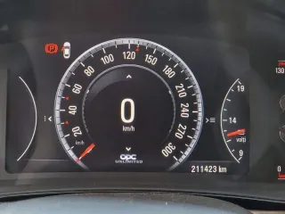 Opel Insignia 1.4 Turbo Ecotec Start Stop Cosmo 2015 – fotografia 9
