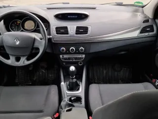 Renault Megane DCI 110 Fap Dynamique 2012 – fotografia 9