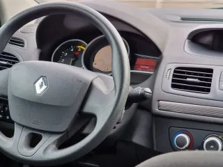 Renault Megane DCI 110 Fap Dynamique 2012 – fotografia 10