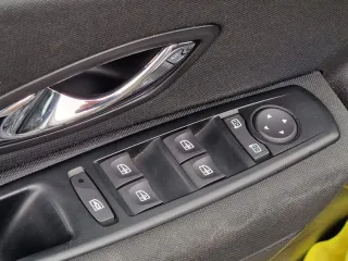 Renault Megane DCI 110 Fap Dynamique 2012 – fotografia 14