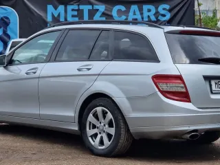 Mercedes-Benz C 220 T CDI DPF Automatik Blueefficiency Elegance 2010 – fotografia 4