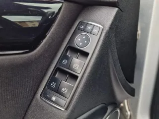 Mercedes-Benz C 220 T CDI DPF Automatik Blueefficiency Elegance 2010 – fotografia 17