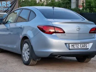 Opel Astra 1.4 Turbo Ecotec Aut Enjoy 2017 – fotografia 4