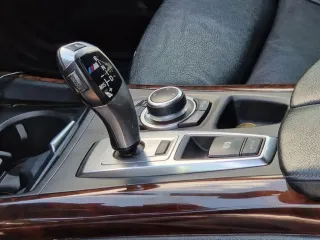 BMW X5 3 5sd Aut 2010 – fotografia 29