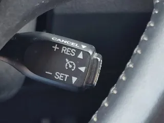 Toyota Auris 2018 – fotografia 19