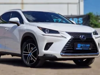 Lexus Seria NX 300h AWD Business 2018 – fotografia 4