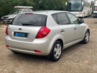 Kia Ceed Cee D 1.4 Gsl City 2009 – fotografia 6