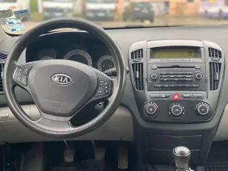 Kia Ceed Cee D 1.4 Gsl City 2009 – fotografia 13