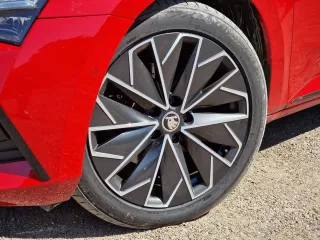 Škoda Superb 2.0 TDI DSG 4X4 Laurin Klement 2019 – fotografia 13