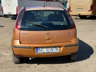 Opel Corsa 2004 – fotografia 4