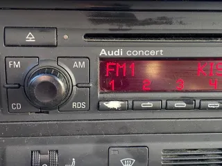 Audi A6 2002 – fotografia 18
