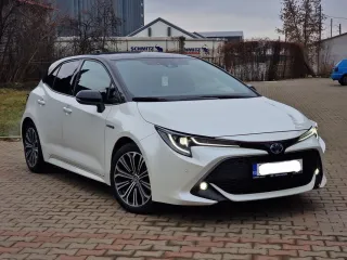 Toyota Corolla 2.0 Hsd Exclusive Plus Gr Sport Bi Tone 2020 – fotografia 2